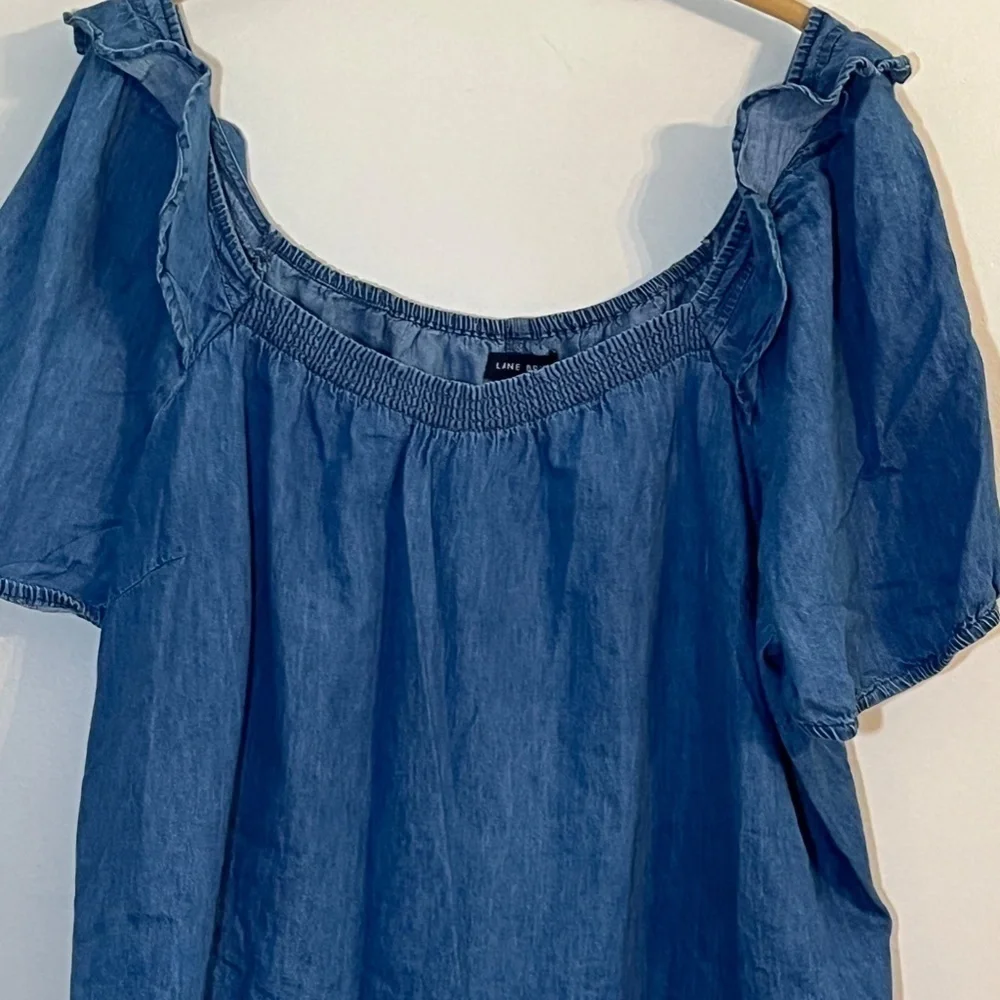 Lane Bryant Top Women 26 Blue Denim Ruffle Smocked Neutral Boho Western Cowgirl - Picture 4 of 14